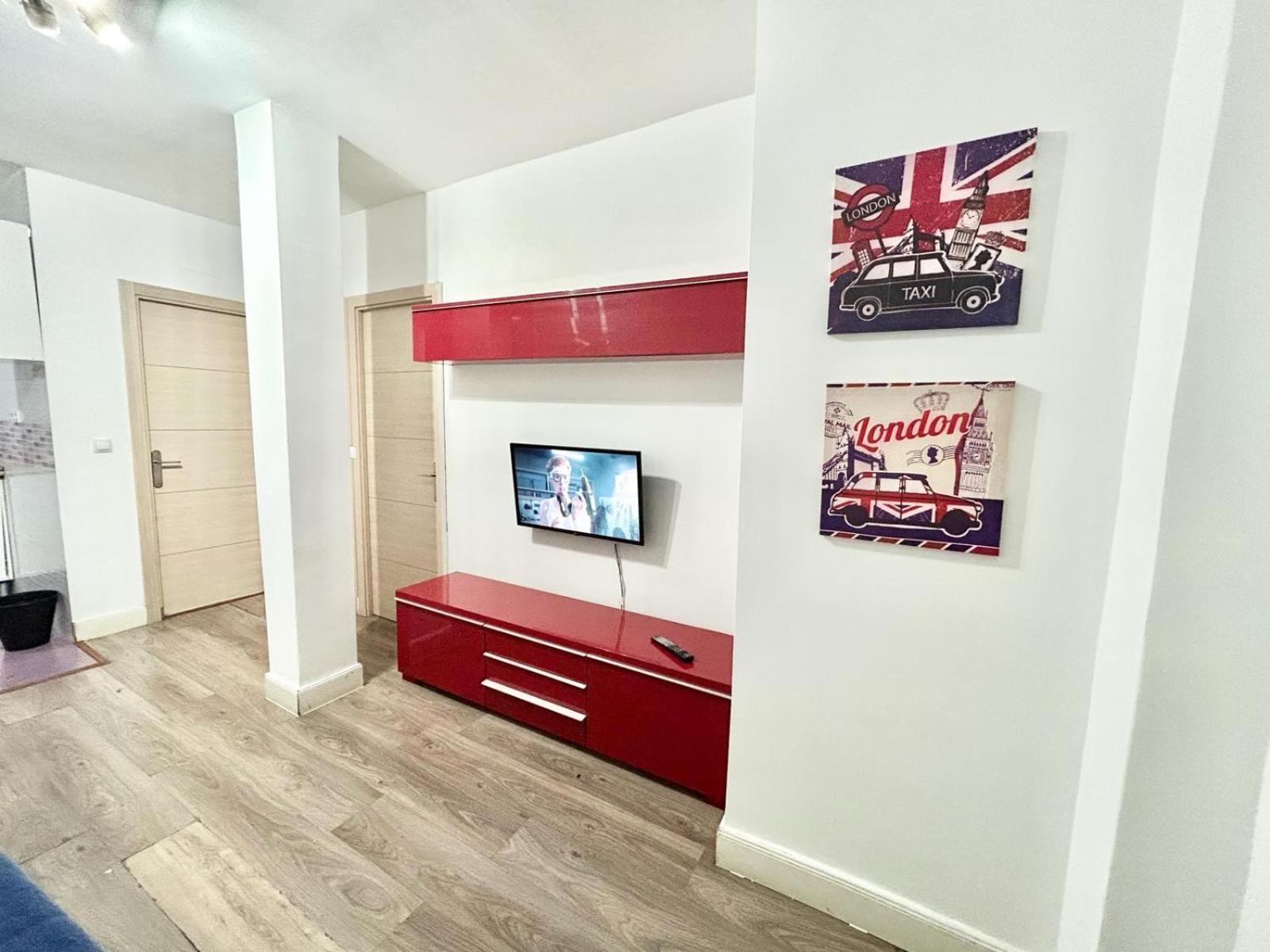 Madrid Rio Antonio Lopez Aアパートメント エクステリア 写真